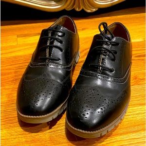 Dress shoe boys size 7